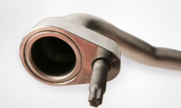 MSV Tube Processing - šroubování konektoru